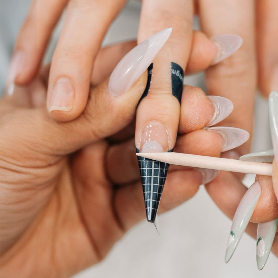 K NAILS & SPA
